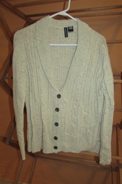 CARDIGAN STYLE SWEATERS