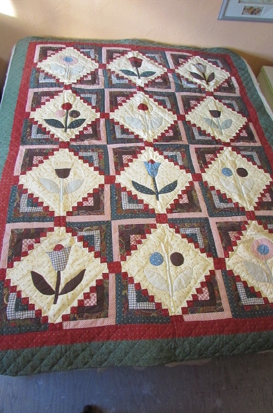 TULIP/FLOWER QUILT