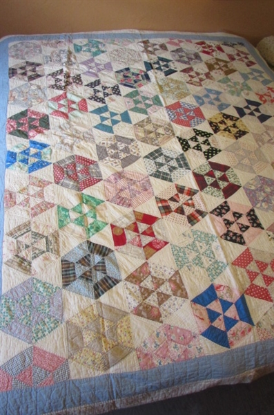 BEAUTIFUL HANDMADE ANTIQUE OCTAGON PATTERN QUILT