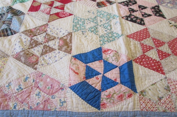 BEAUTIFUL HANDMADE ANTIQUE OCTAGON PATTERN QUILT