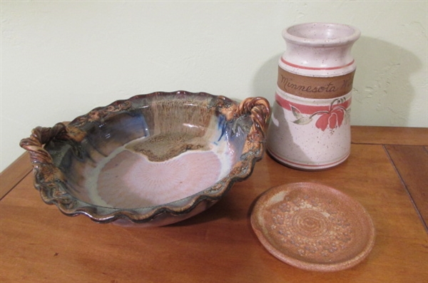 STONEWARE RICE CROCK GLAZED BREAD BOWL WITH COASTER/HOTPAD