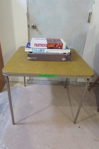 VINTAGE BOARD GAMES AND CARD TABLE