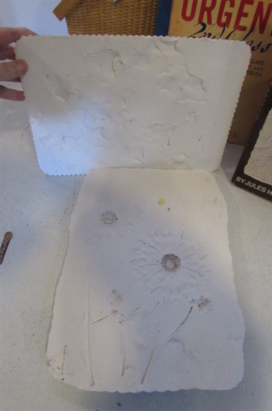 HANDMADE PAPER SHEETS AND FLOWER MOLDS.