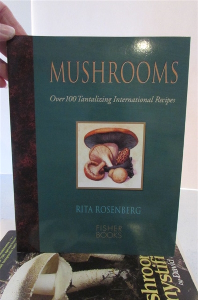 MUSHROOM BOOKS HOW TO FIND AND WHICH ONES TO EAT