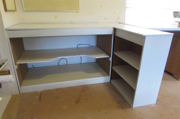 2-PIECE L-SHAPED CABINET