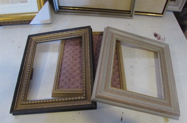 PICTURE FRAMES AND PIECES LOT IN WIRE BASKET