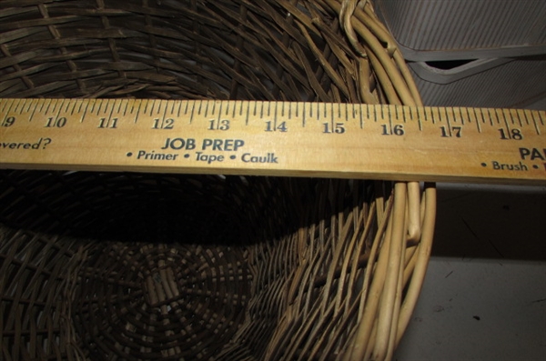 WOODEN AND WOVEN BASKET LOT