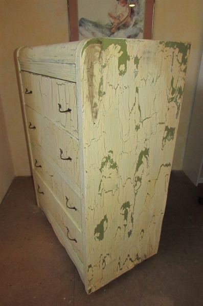 CRACKLE PAINTED 4 DRAWER VINTAGE DRESSER ON WHEELS