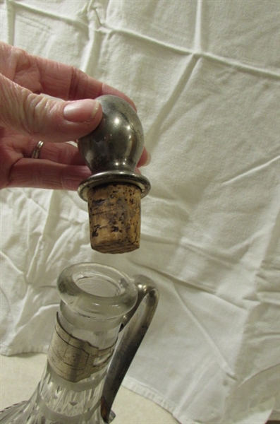 VINTAGE WINE CARAFE AND AMBER VASE