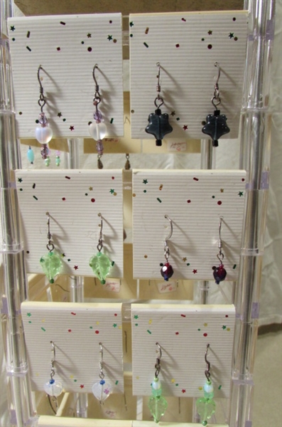 32 PAIRS OF EARRINGS - MADE BY JAN SOUSA