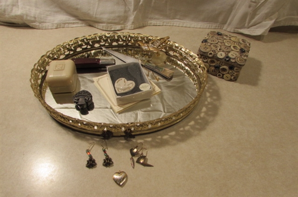 VINTAGE VANITY TRAY WITH OTHER ITEMS