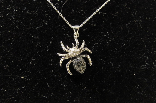 SILVER & DIAMOND BLACK WIDOW SPIDER CHARM ON SS CHAIN