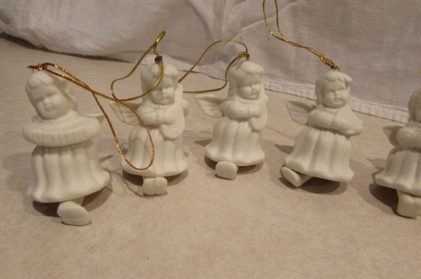 MUSICAL ANGEL CHRISTMAS ORNAMENTS