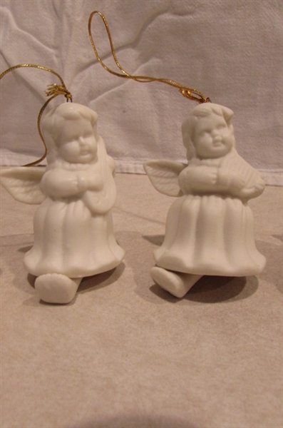 MUSICAL ANGEL CHRISTMAS ORNAMENTS