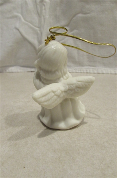 MUSICAL ANGEL CHRISTMAS ORNAMENTS