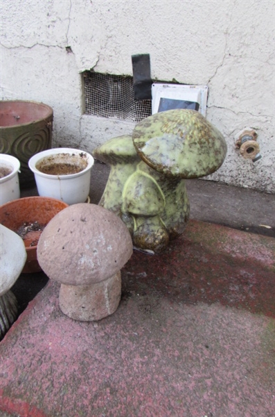 ASSORTED PLANTERS & MUSHROOMS