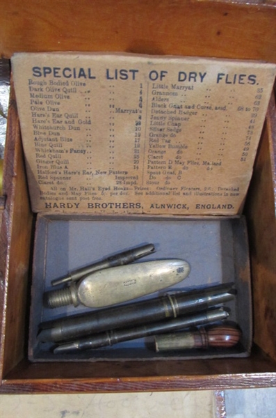 WOOD BOX WITH FLY TYING SUPPLIES & MORE