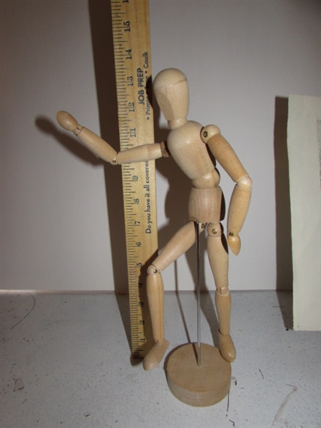 SIGNED & NUMBERED PENCIL DRAWING, POSEABLE MANNEQUIN, CAST IRON HAND