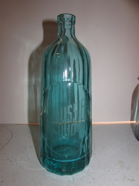 VINTAGE/ANTIQUE BLUE BALL JARS AND MEDICINE BOTTLE LOT