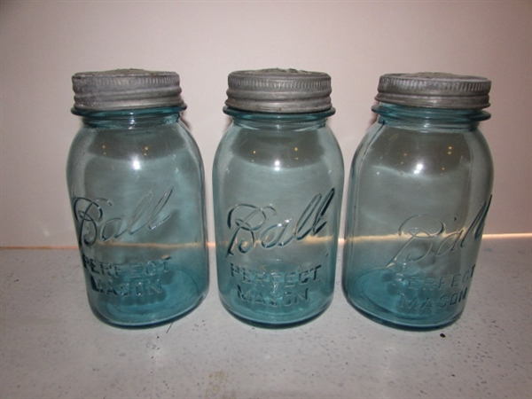 VINTAGE/ANTIQUE BLUE BALL JARS AND MEDICINE BOTTLE LOT