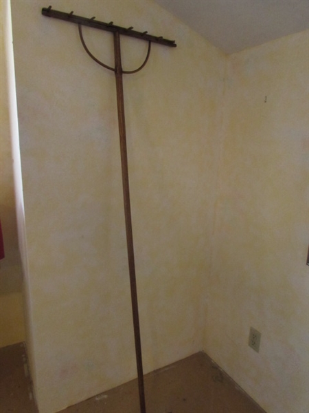 LARGE 6' VINTAGE ZEN RAKE