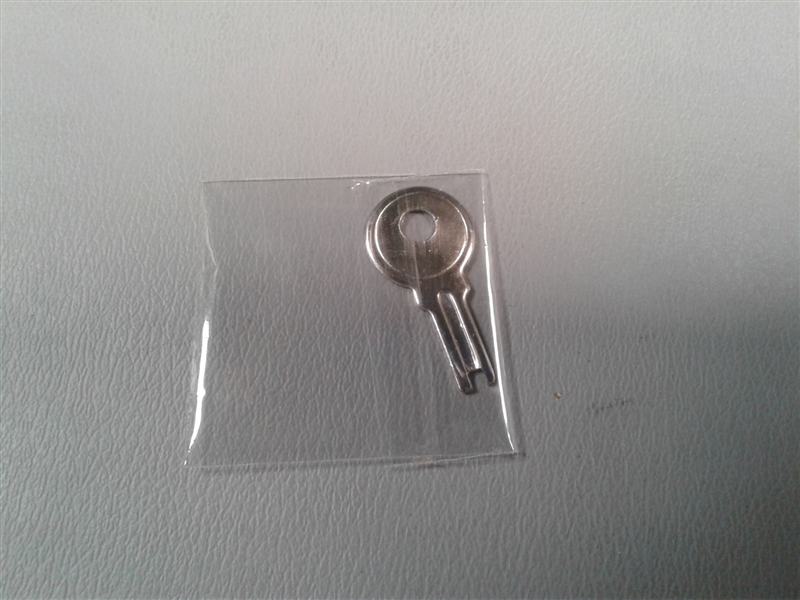 2 Drawer Locking Jewelry Box w/Keys