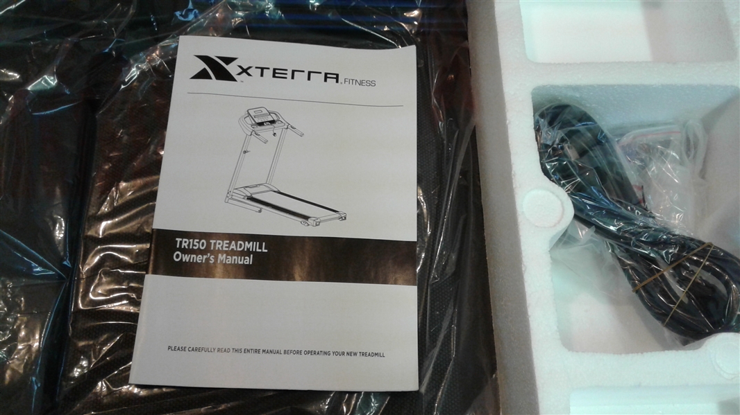  XTERRA Fitness TR150 Folding Treadmill Black