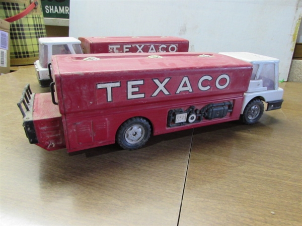 3 VINTAGE TEXACO TRUCKS