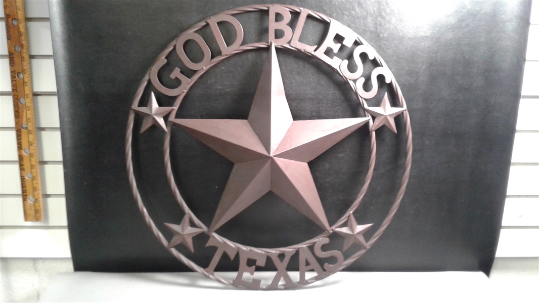 BestGiftEver Metal 24 Circled Star with God Bless Texas Wall Hanging Decoration