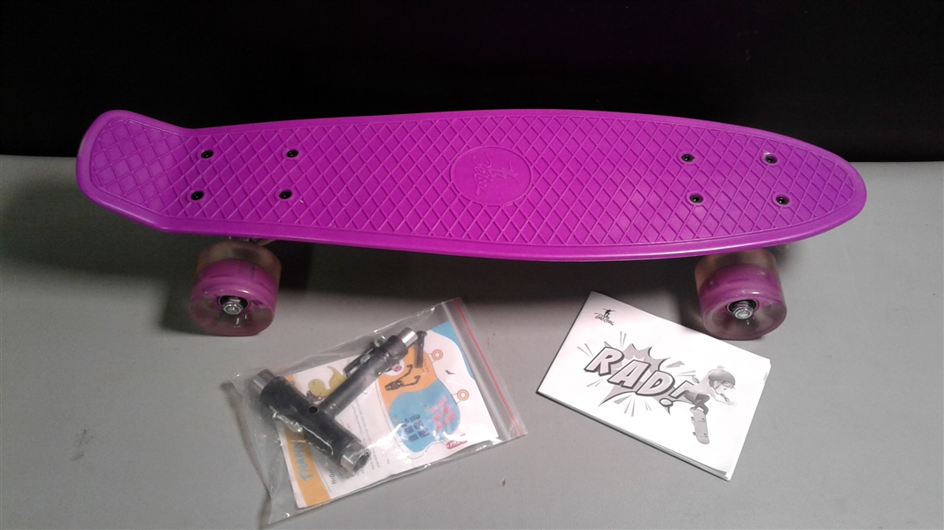 Beleev Skateboard 22 inch Complete Mini Cruiser Skateboard