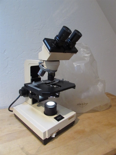 SWIFT M4000D MICROSCOPE