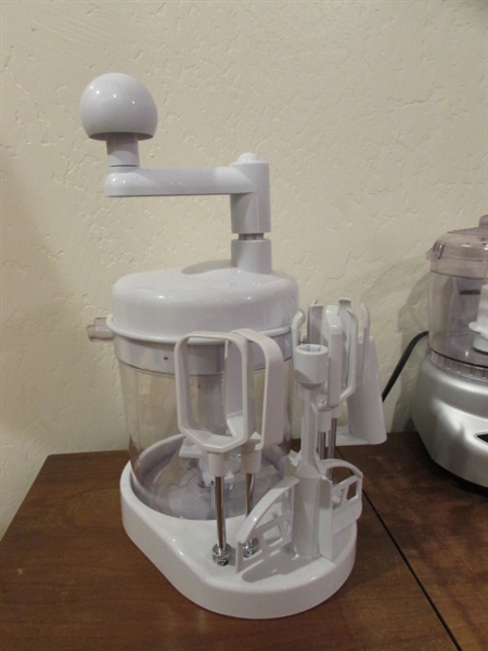 ELECTRIC CUISINART MINI CHOPPER & MANUAL CHOPPER/MIXER