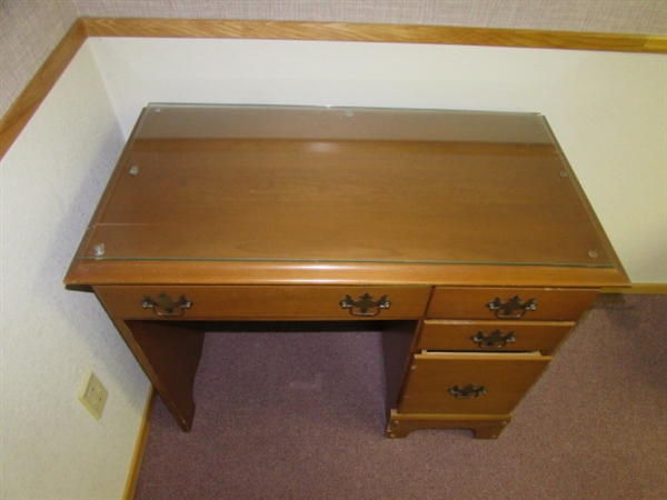 SMALL IMPERIAL MAPLE DESK WITH GLASS TOP