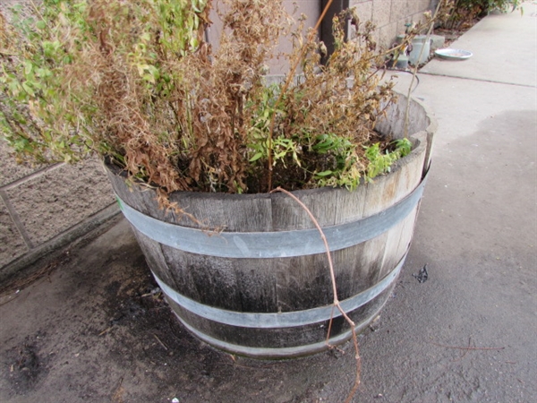 1/2 BARREL PLANTER WITH FLOWERS