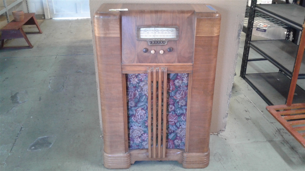 Vintage Motorola Radio