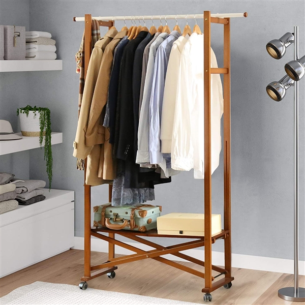 Vlush Wooden Garment Rack