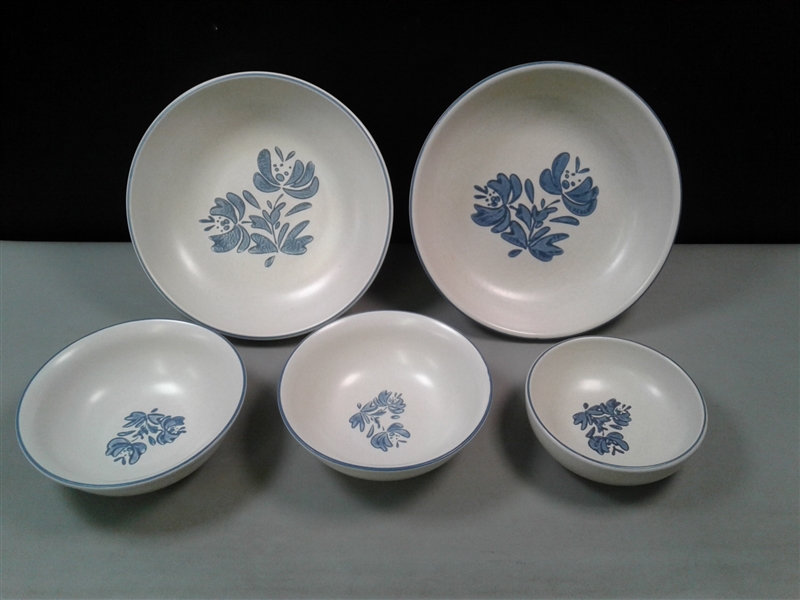 Vintage Pfaltzgraff Various Bowls Yorktowne (USA) Discontinued