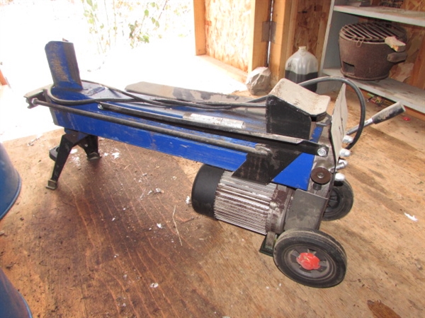 SMALL ELECTRIC LOG SPLITTER