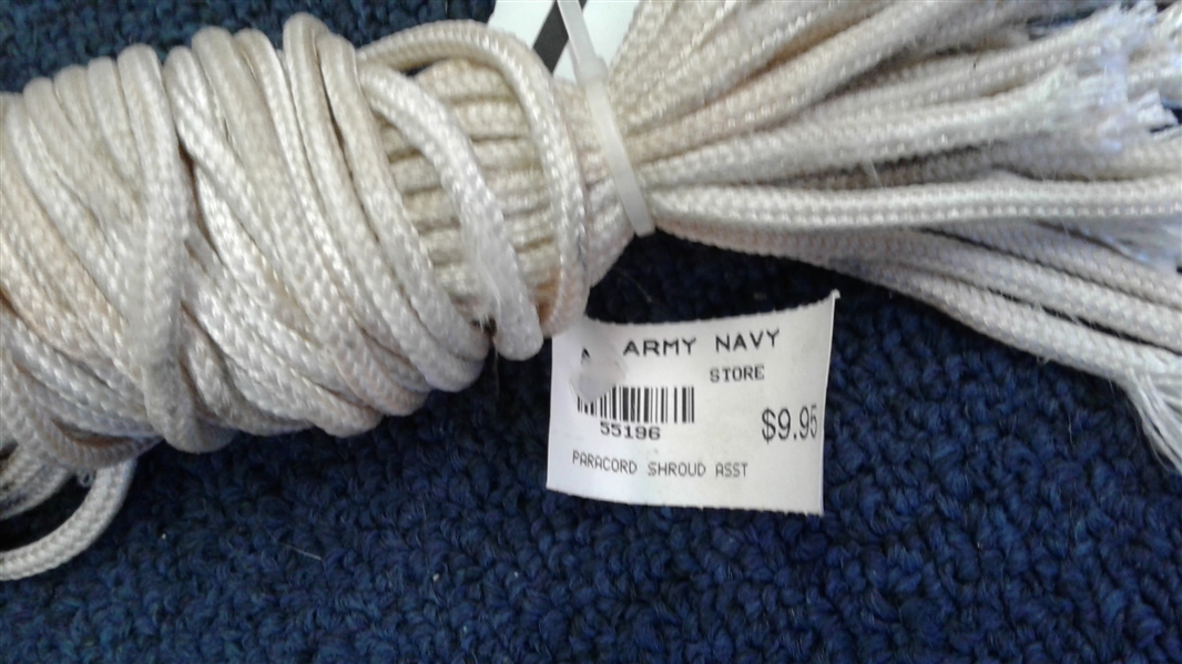 Army/Navy 35 ft T-10 Parachute & Paracord