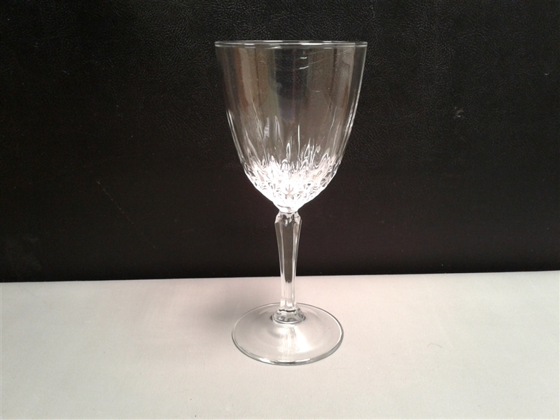 16 Crystal Wine Glasses 