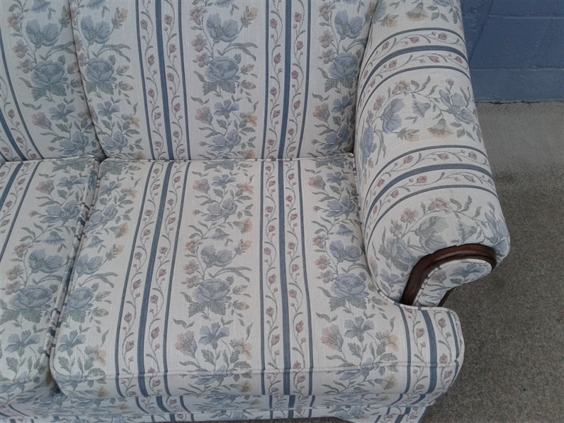 Love Seat 