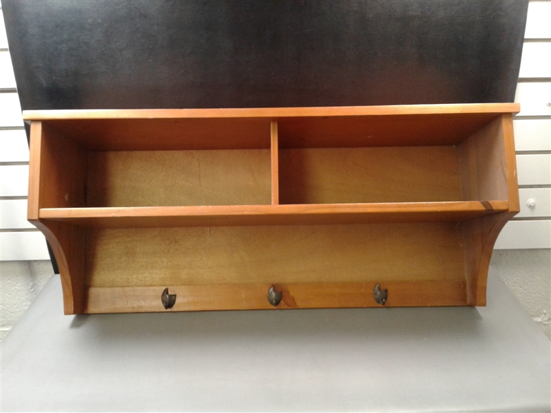 Wall Mount Wood Shelf W/Hooks