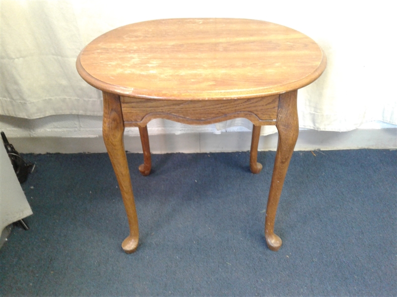 Vintage Oak Queen Anne End Table