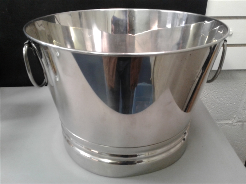 19 Cups, Stainless Steel Ice Bucket