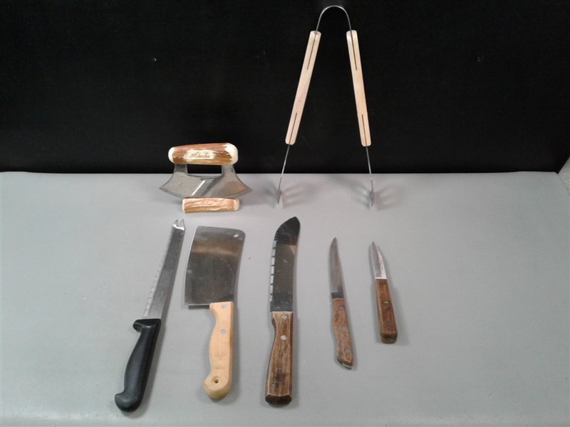 6 Kitchen Knifes and Jim Beam Tongs 