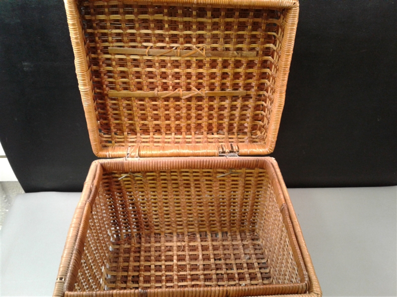 2 Picnic Baskets 