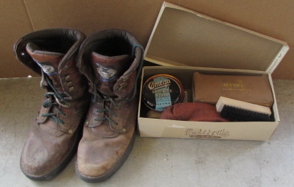 Men's Georgia Boots size 9 & Shoe Shine