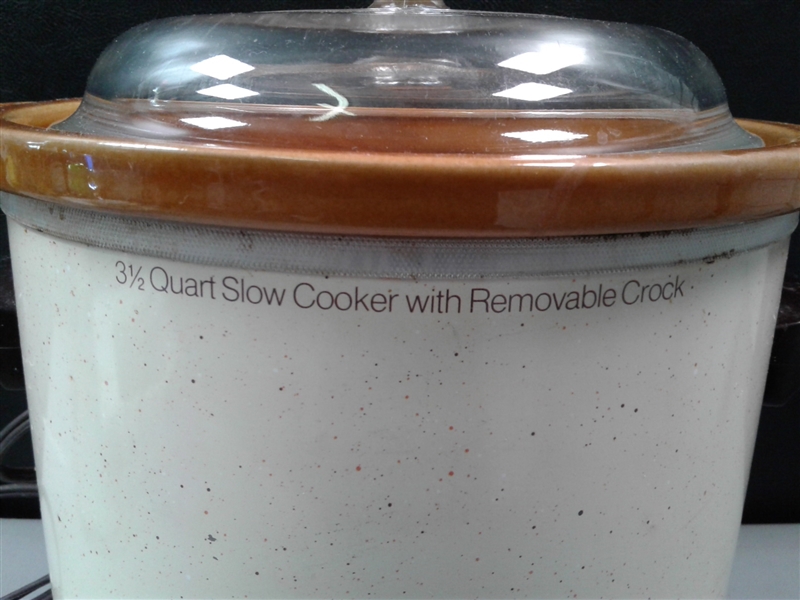 3 1/2 Quart Crock Pot & Black & Decker Electric Mixer 