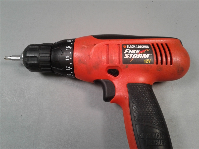 Black &Decker Cordless Drill 