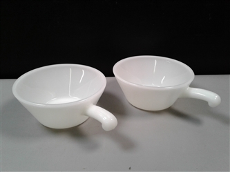 2 Vintage Fire King Anchor Hocking USA Chili/Soup/Cereal Bowls